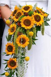 flowing sunflower bridal bouquet